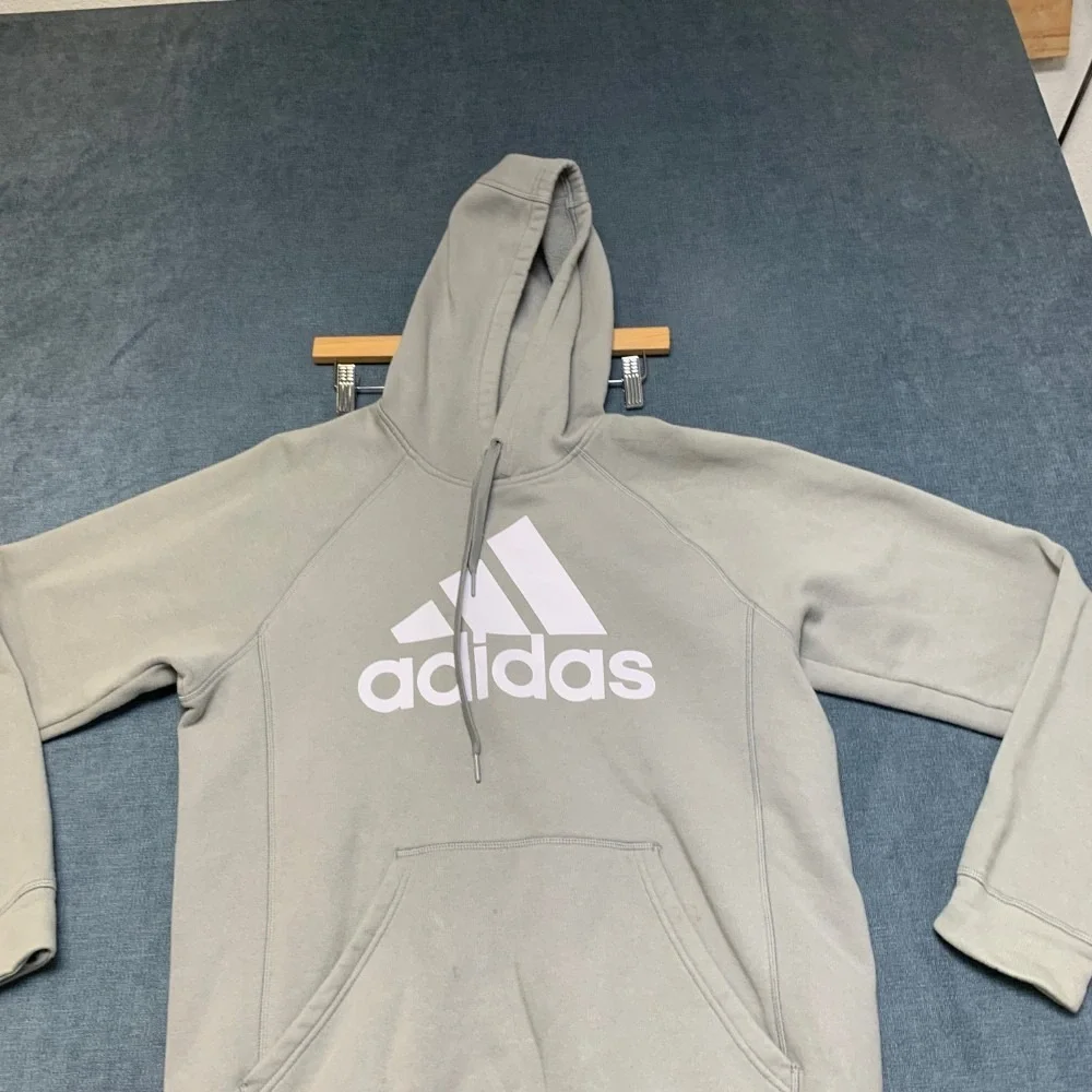 Adidas Hoodie Mens M Gray Kangaroo Pockets Drawstring Raglan Sleeve Winter Warm